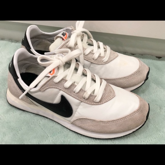 Nike kids Daybreak Sneakers 1Y - Picture 2 of 6